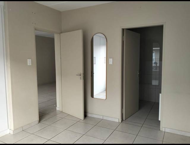 2 BEDROOM PROPERTY TO RENT IN BRENTWOOD PARK